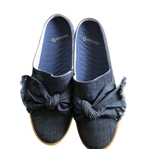 BareTraps Vida Rebound Technology Platform Mules Sz. 9 Blue Denim Bow Slip On - Picture 2 of 5